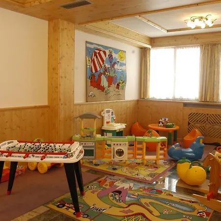 Princess Aparthotel 3*